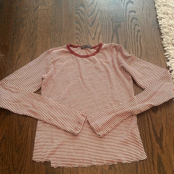 Brandy Melville Tops - Brandy Melville long sleeve